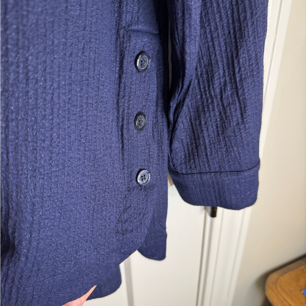 Chico’s Navy Tunic Top - Picture 3 of 6